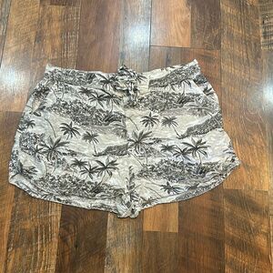 Tropical Print Women's Shorts